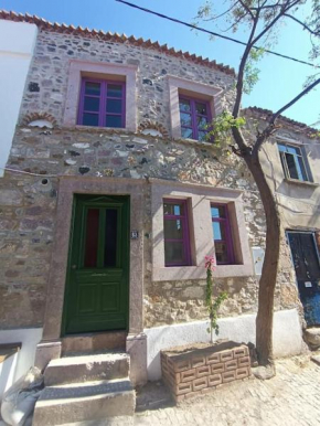 Tarihi Restore Edilmiş Rum Evi
